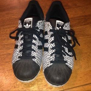 ADIDAS superstar la marque aux 3 bandes